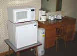 444_motelfridge.jpg (35232 bytes)