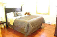 crosby-bed-light.jpg (12881 bytes)