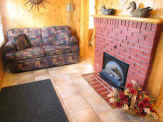 thorbruen-fireplace.jpg (24490 bytes)